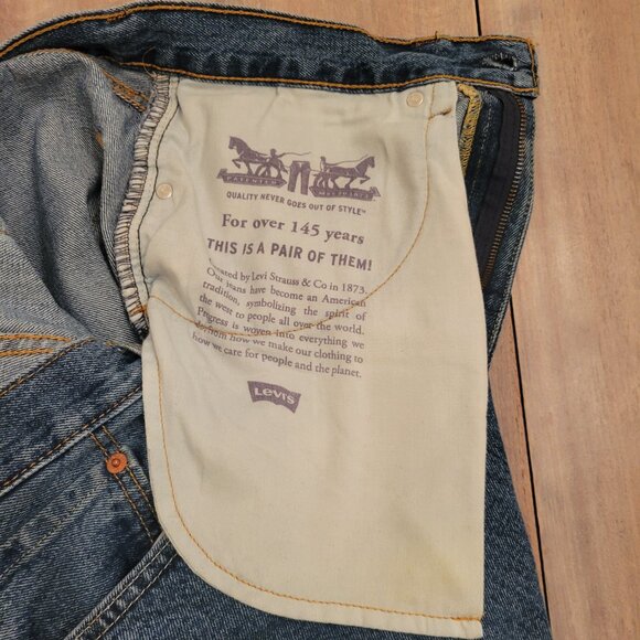 Levi's Mens 550 Relaxed Fit Jeans Size 34x32 Medium Wash - Picture 4 of 7